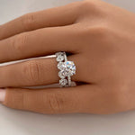 Load image into Gallery viewer, Diamond Cluster Eternity Band