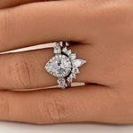 Load image into Gallery viewer, Teardrop Art Deco Engagement Ring Set