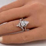 Load image into Gallery viewer, 14k Chevron Marquise Band