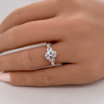 Load image into Gallery viewer, 1.00ct Oval Diamond Engagement Ring