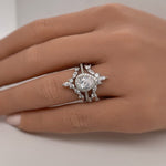 Load image into Gallery viewer, 1.00ct Pear Halo Ring Set