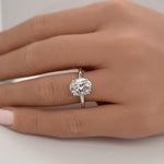 Load image into Gallery viewer, 2.50ct Oval Moissanite Engagement Ring