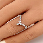 Load image into Gallery viewer, 14k Chevron Marquise Band
