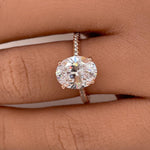 Load image into Gallery viewer, 2.50ct Oval Moissanite Engagement Ring