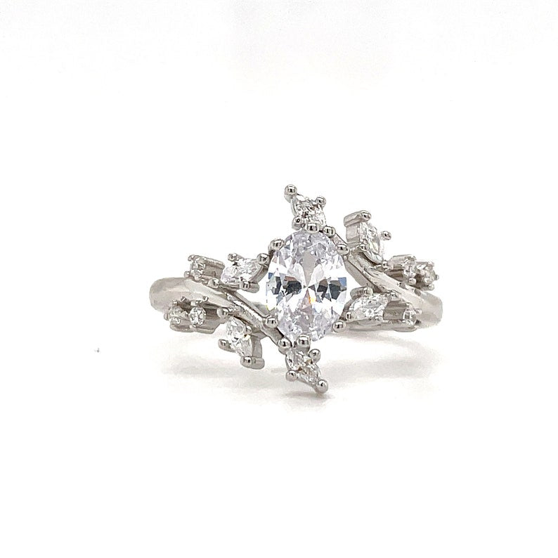 1.00ct Oval Moissanite Leaf Ring, Art Deco Ring, Leaf, Oval Moissanite Engagement Ring, Engagement Ring, Marquise Leaf Engagement Ring