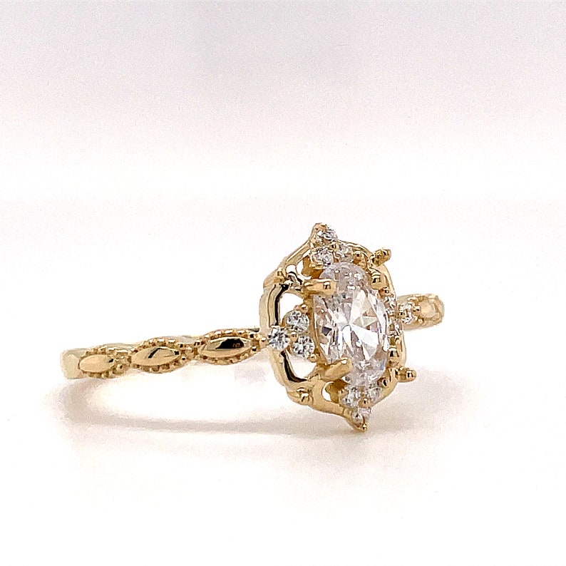 0.50ct Oval Dainty Art Deco Ring, Minimalist Dainty Star Ring, Marquise Design Ring, Tiny Art Deco Ring, Sterling Silver with Vermeil