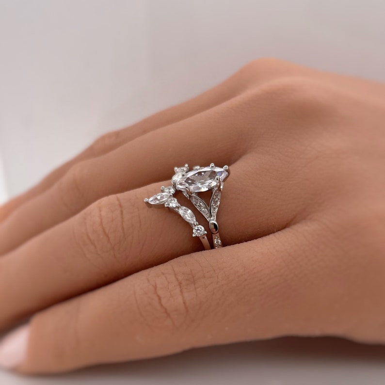 Dainty Marquise Art Deco Engagement Ring, Marquise Ring, Art Deco Minimalist Wedding Ring, Promise Ring