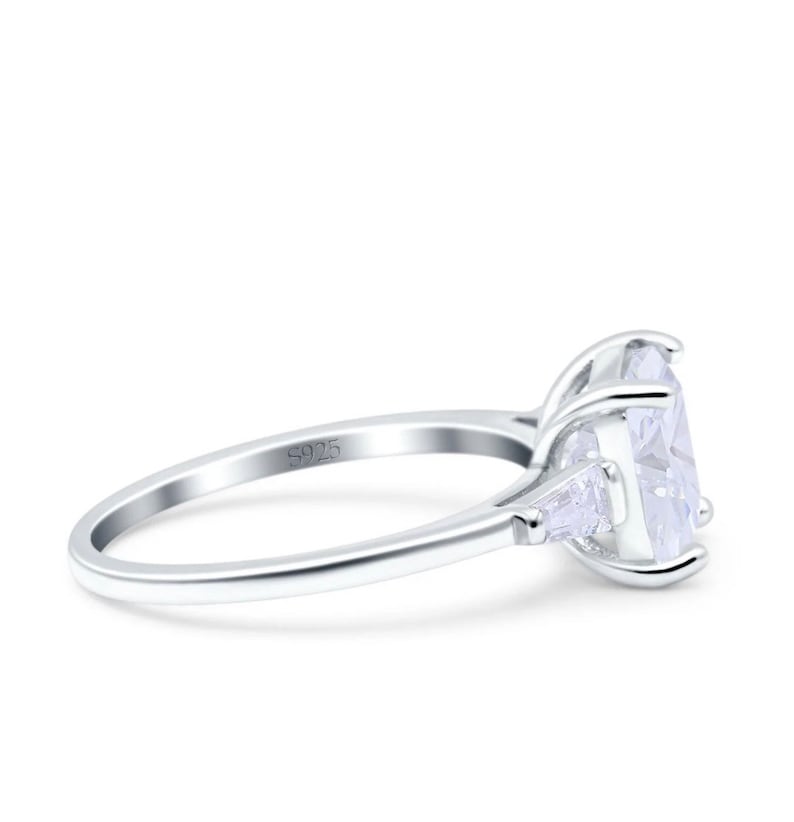 3.00ct Asscher Cut Solitaire, Art Deco Asscher Diamond with side Baguette, Engagement Ring, Proposal Ring, Bridal Ring, Simulated Diamond