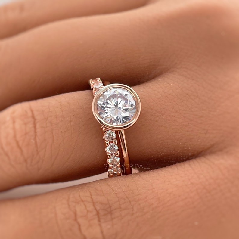 2.00ct Bezel Engagement Ring Set, Round Bezel Simulated Diamond Ring, Proposal Set, Bridal Ring Set, Minimalist Ring Set, Wedding Set