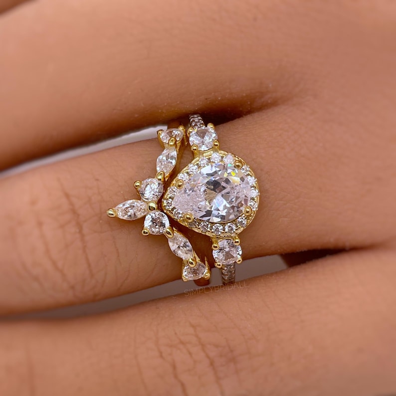 Teardrop Art Deco Engagement Ring Set, Diamond Bridal Set, Art Deco Fitted Ring Set, Sterling Silver, Bridal Ring Set Simulate Diamonds