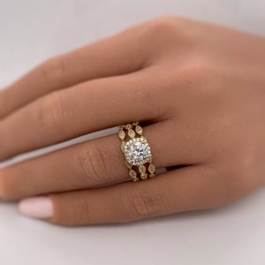 3 Ring Set 1.00ct Round Halo Engagement Ring Set