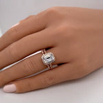 Load image into Gallery viewer, 2.00ct Emerald Cut Art Deco Engagement Ring Set
