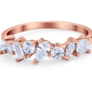 14k Assorted Moissanite Band