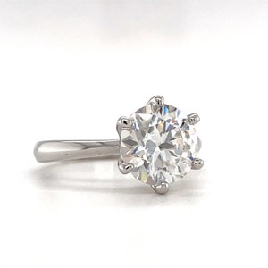 2.00ct Round Moissanite Solitaire Ring