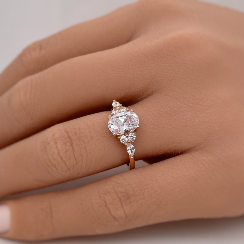 1.00ct Oval Diamond Engagement Ring