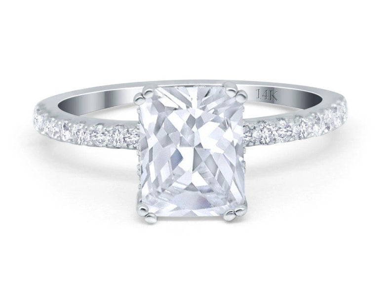 2.50ct Radiant Cut Engagement Ring