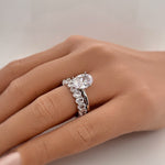 Load image into Gallery viewer, Oval Eternity Band, Oval Wedding Band
