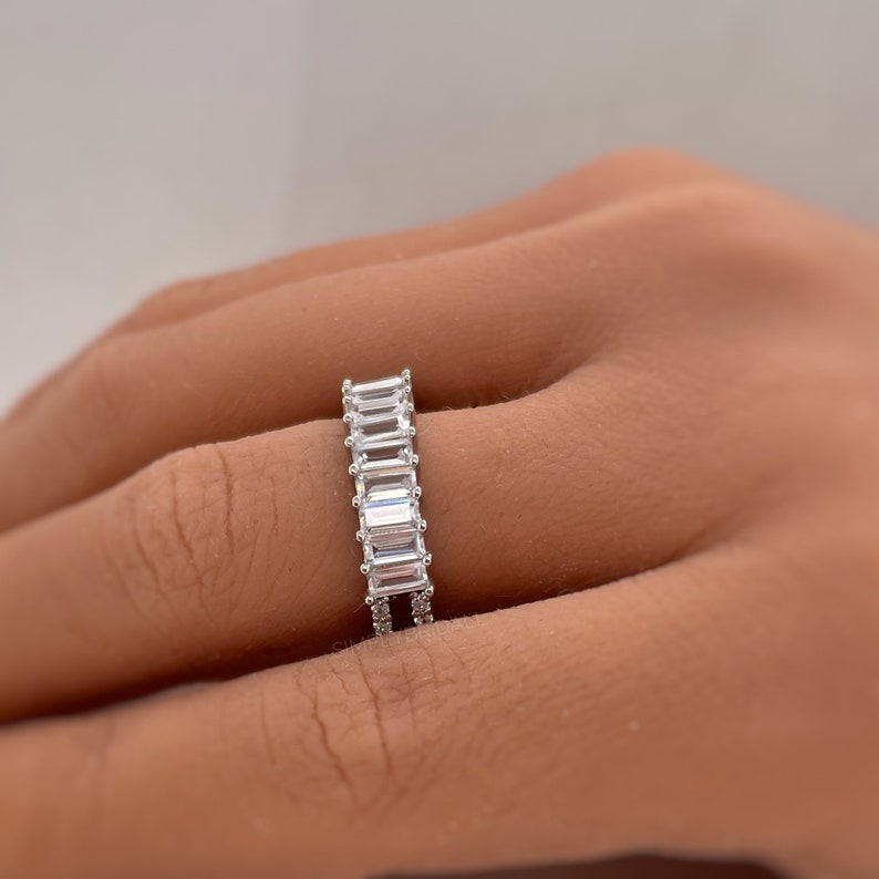 Baguette Diamond Band