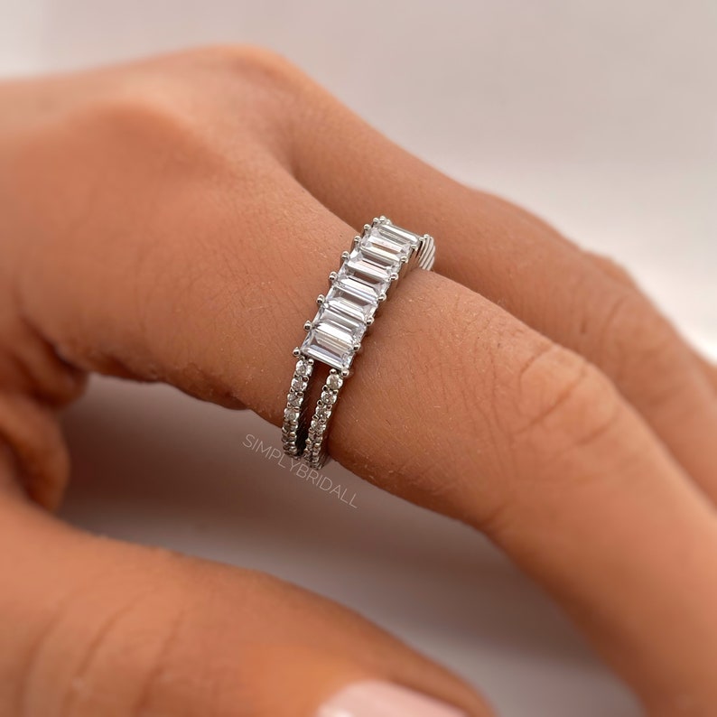 Baguette Diamond Band